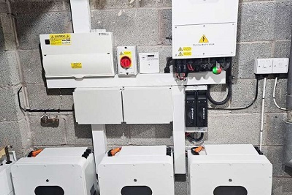 30kWh Dawnice Battery & Sunsynk Inverter Case Study — United Kingdom