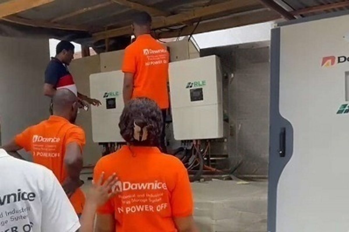 Conquering Nigeria’s Harsh Climate: Dawnice 400kWh Outdoor Cabinet Empowers Church Microgrid Stability (March 2026) — Nigeria